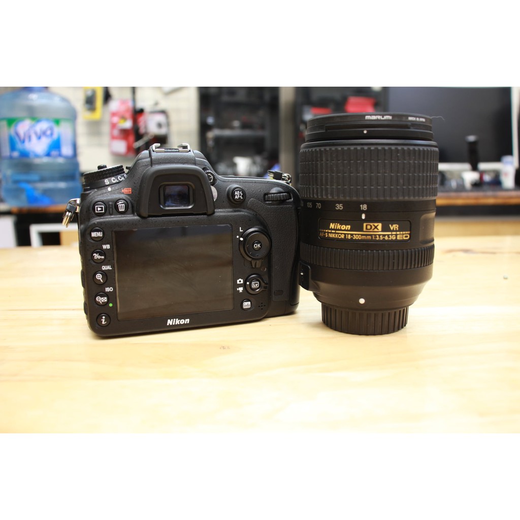 Máy ảnh Nikon D7200+ Ống Kính Nikon AF-S DX Nikkor 18-300mm F3.5-6.3G ED VR
