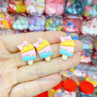 Charm kem nơ