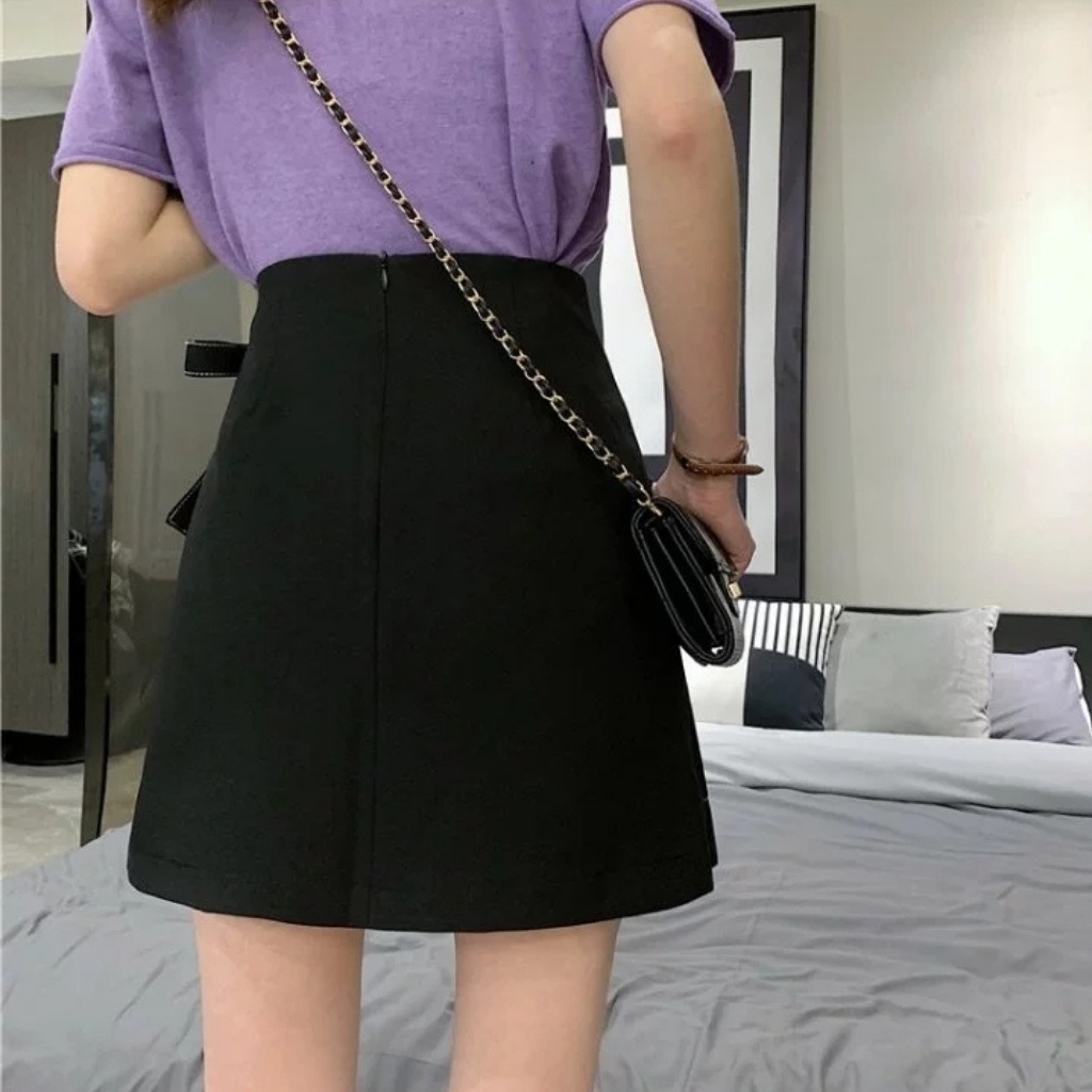 Chân Váy Chữ A Chéo Tà Chỉ Nổi Lạ Mắt Váy Đen Thanh Lịch Kiểu Dáng Basic Dễ Phối Có Kèm Quần Trong | BigBuy360 - bigbuy360.vn