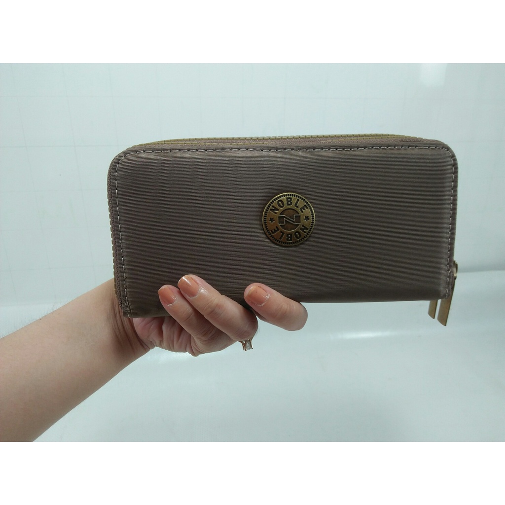 Ví cầm tay Nữ 2 khoá kéo, chính hãng Noble, chất liệu vải dù, chống nước, siêu bền, Mã: N720TRO, nhiều màu