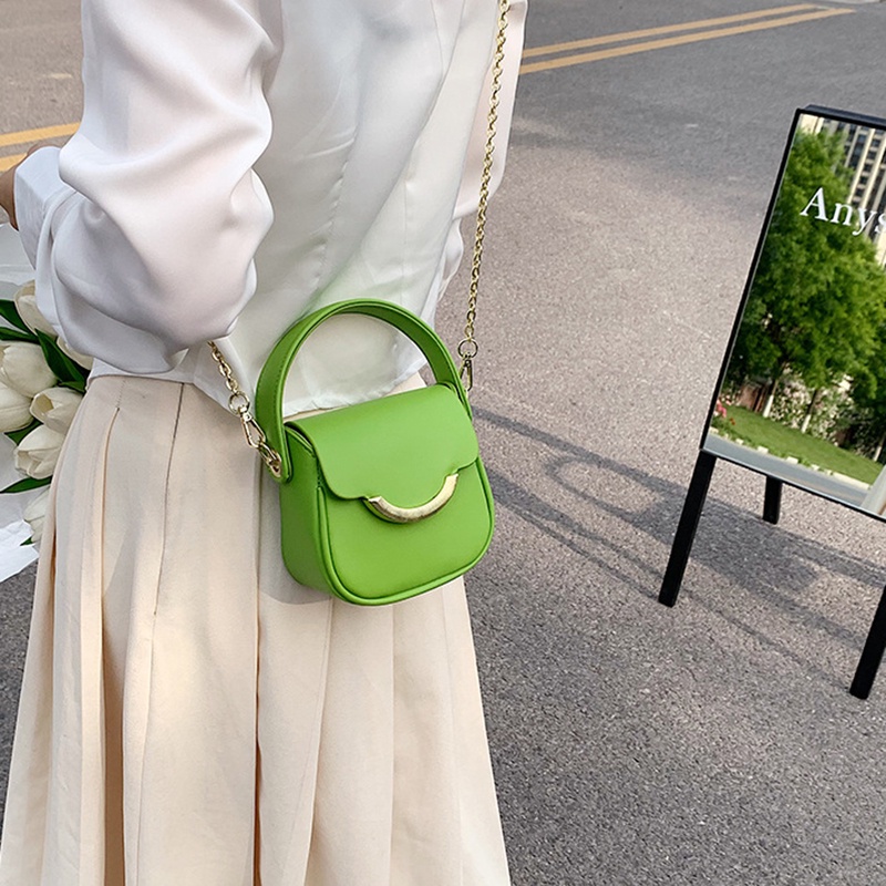 Túi đeo chéo IELGY hình vuông nhỏ phối sợi xích thời trang cho nữ