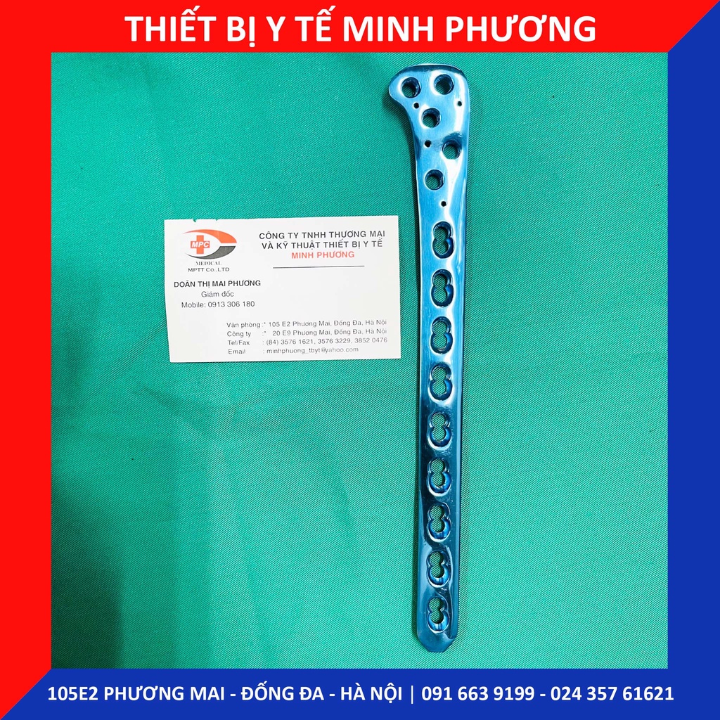 Nẹp khóa đầu trên xương chày các lỗ