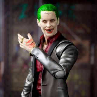 Mô hình Bandai SHF Joker Suicide Squad