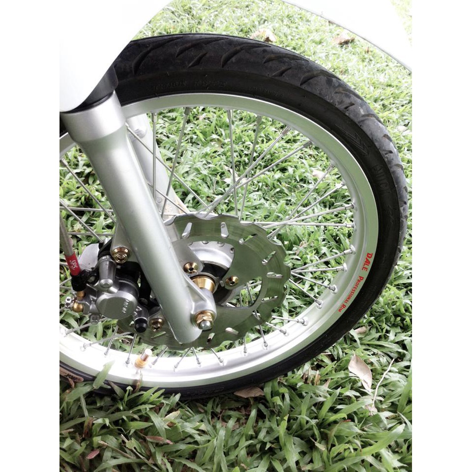 1 CÁI NIỀNG DALE SIZE 1.4 HOẶC 1.6 ĐEN/BẠC 17INCH