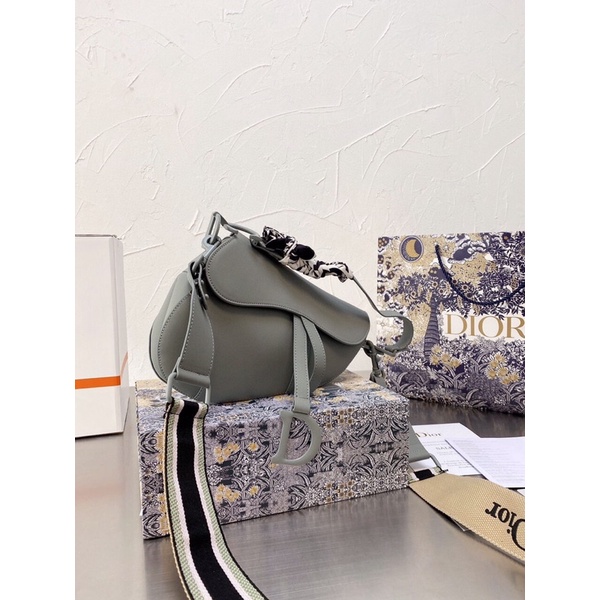 Túi xách Diỏr saddle yên ngựa sz 25 chất da thật