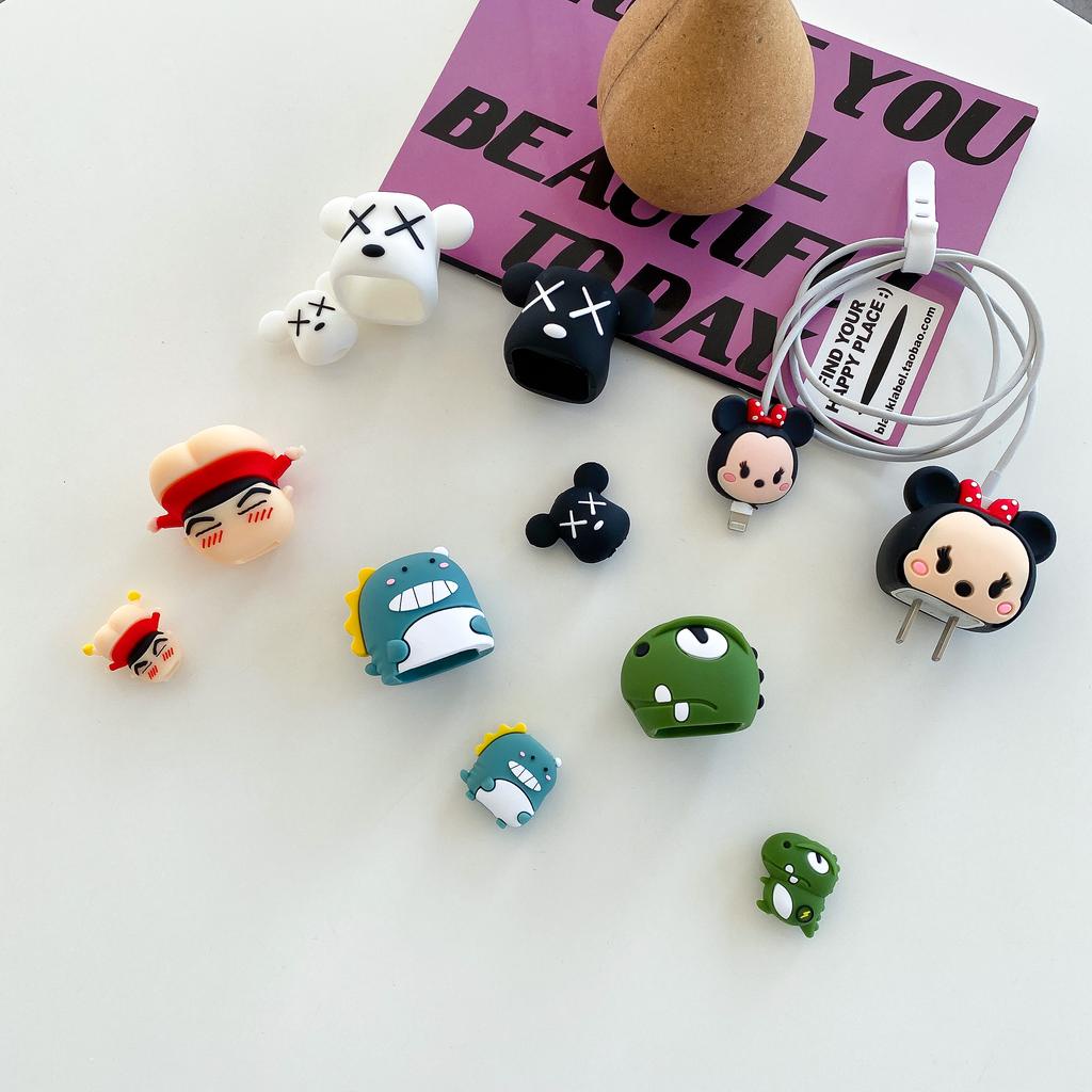 Vỏ Silicon Bảo Vệ Đầu Sạc Điện Thoại iPhone 5W Hình Gấu KAWS Minnie Gấu Đáng Yêu