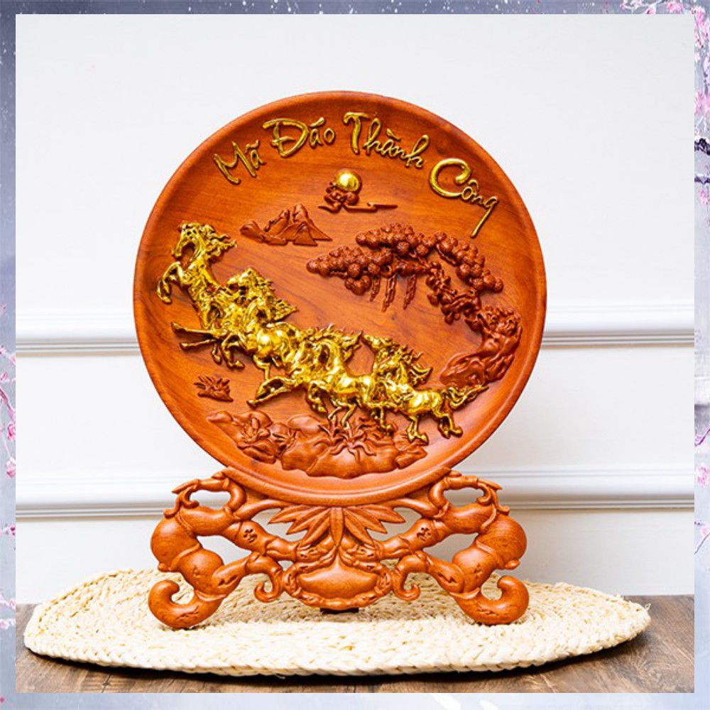 Tranh Đĩa Mã Đáo Thành Công Dát Vàng. Gỗ hương đá. Tiện liền khối.