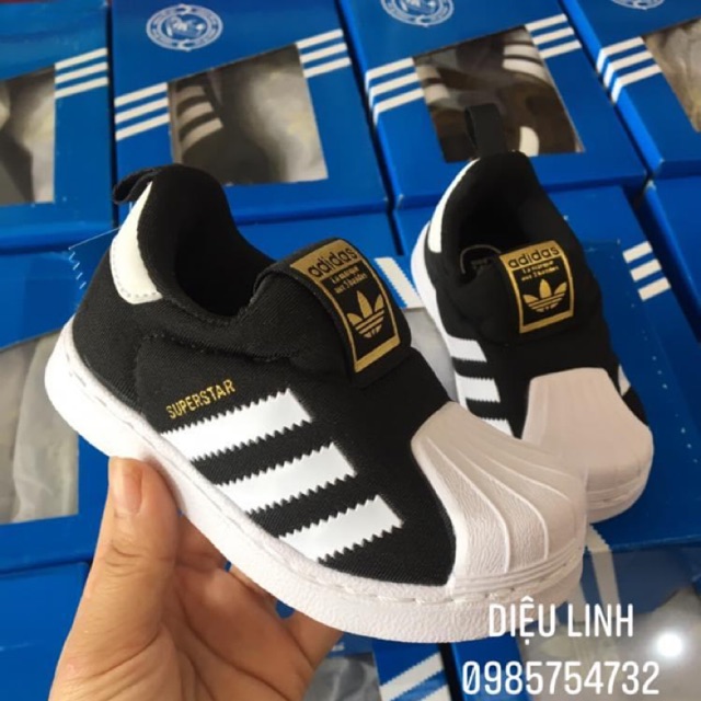 Giày adidas xuất