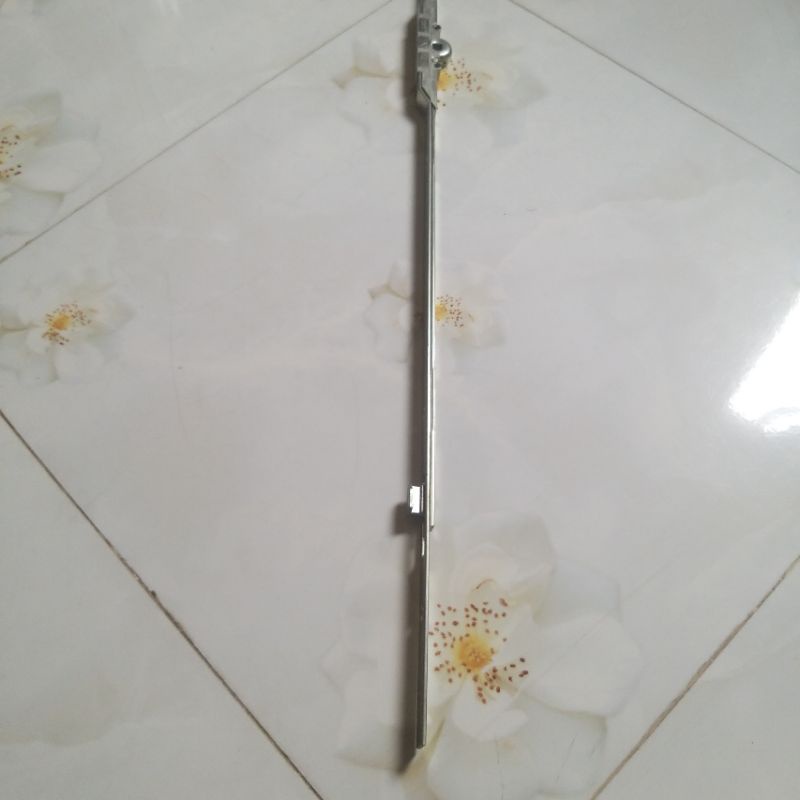 Thanh chốt khóa chuyển động đa điểm cửa sổ lùa hãng GQ