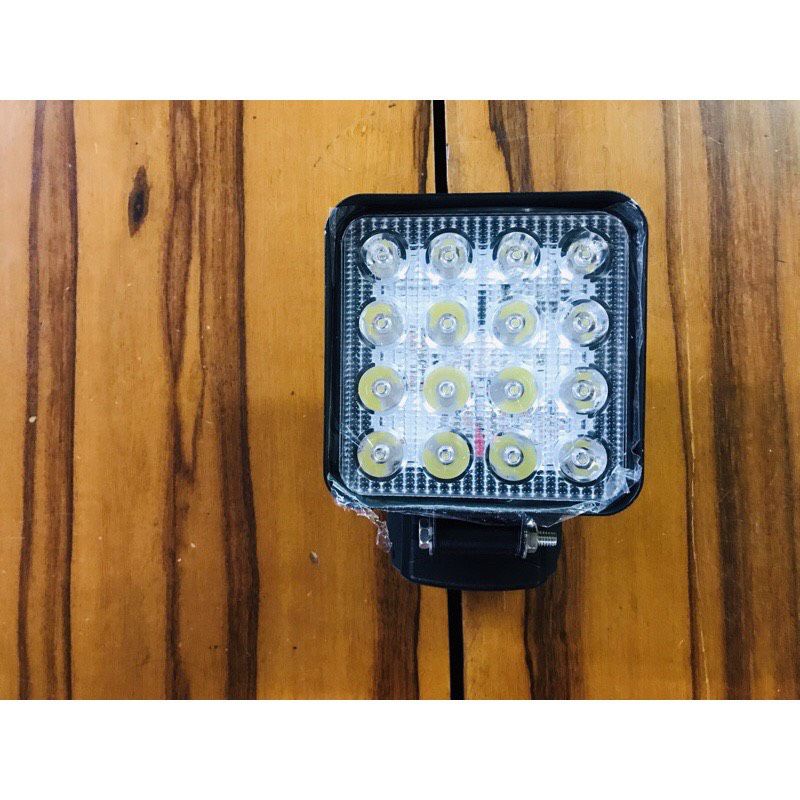 Bộ đèn tích điện dùng pin makita, đèn led dự phòng đa năng