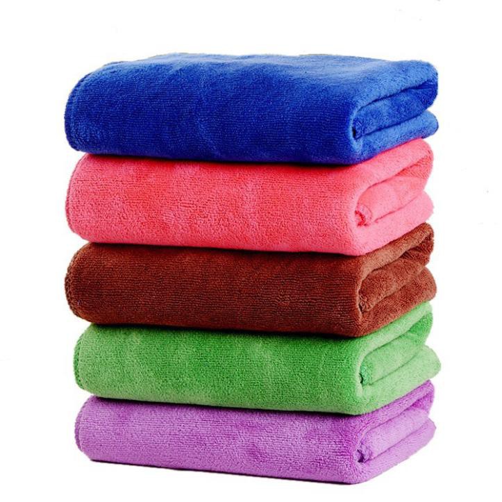 Khăn lau xe microfiber mềm mịn thấm hút nước tốt chuyên dụng