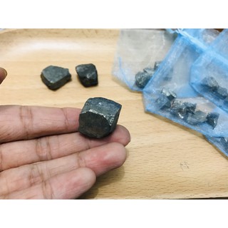 Vụn Pyrite - Đá Vàng Găm