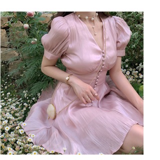 Đầm lụa cài nút