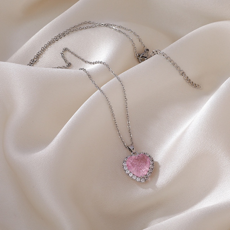 Vòng cổ Mặt Trái Tim Đính Đá Zircon Hồng