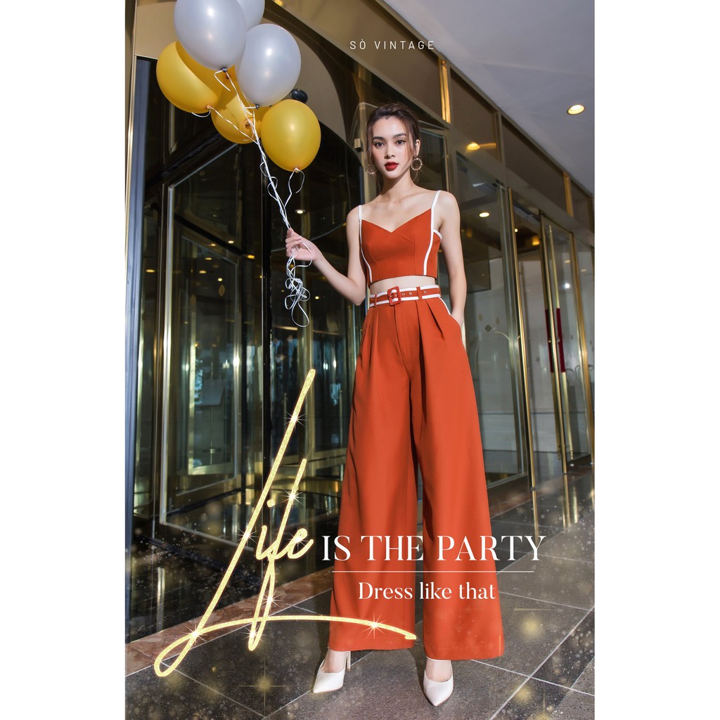 SÒ VINTAGE - HARY Set áo croptop hai dây và quần ống rộng túi xéo sọc trắng