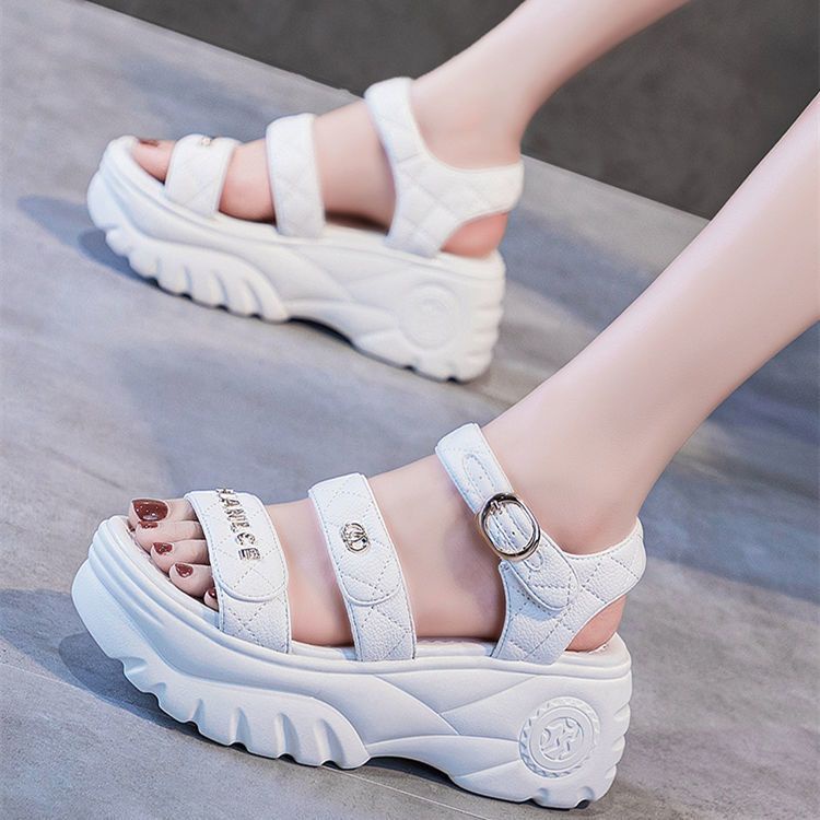 Sandal Đế Xuồng Thiết Kế Mới Thời Trang Mùa Hè Dành Cho Nữ