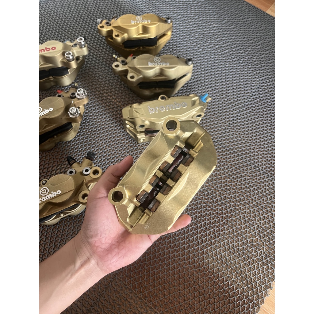 Heo brembo 4pis tháo xe BMW S1000rr