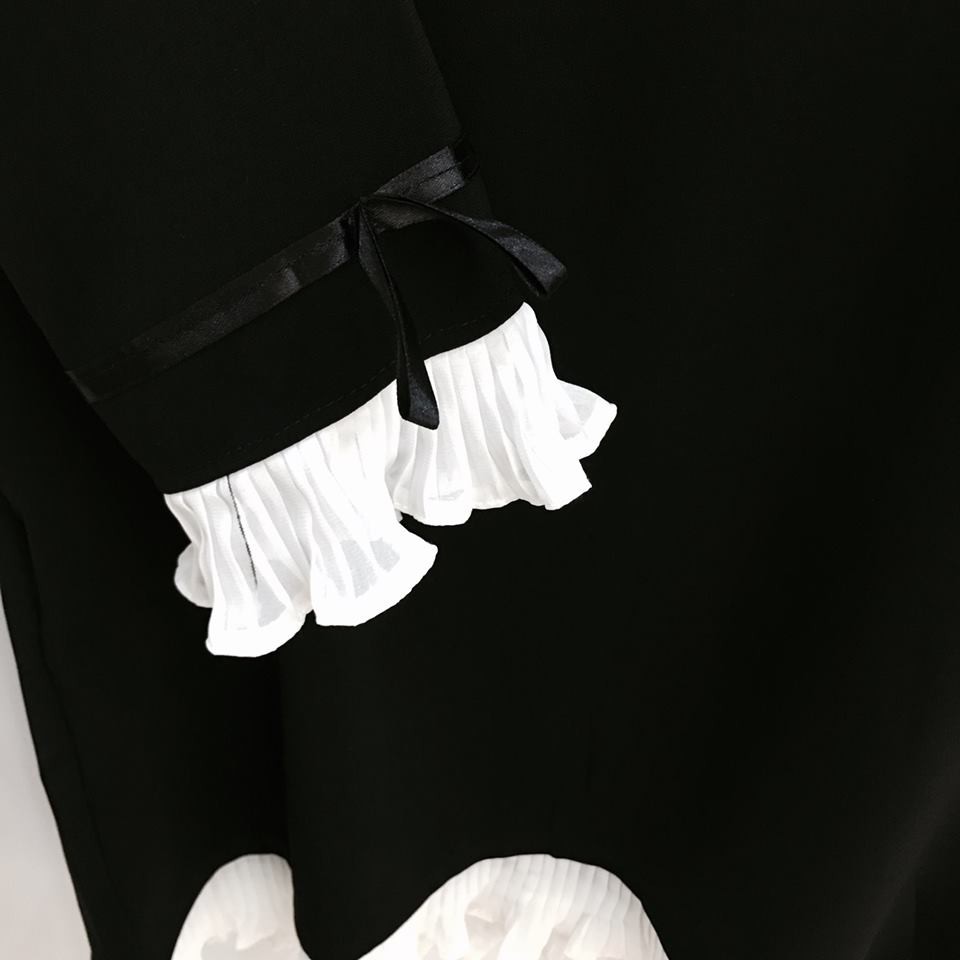 Đầm suông dập li tay nơ