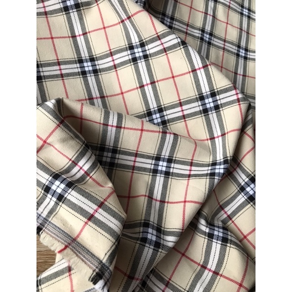 Vải tuytsi kẻ Br