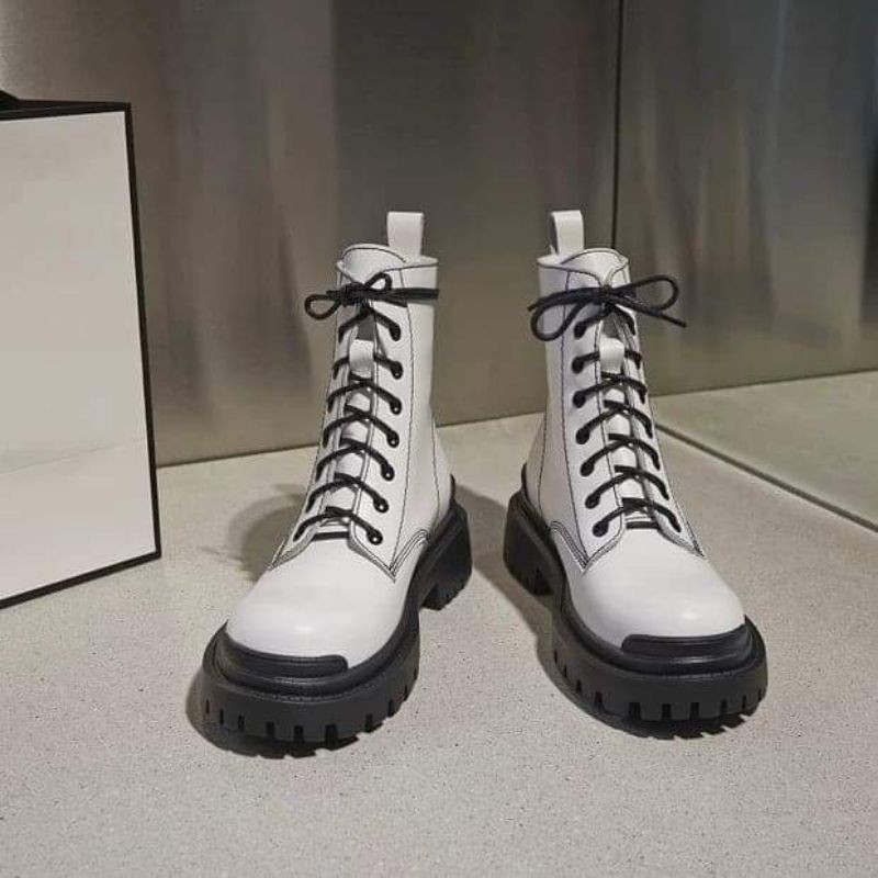 (SẴN ĐEN 36) Boots ulzzang B45 đế cao 4cm | BigBuy360 - bigbuy360.vn