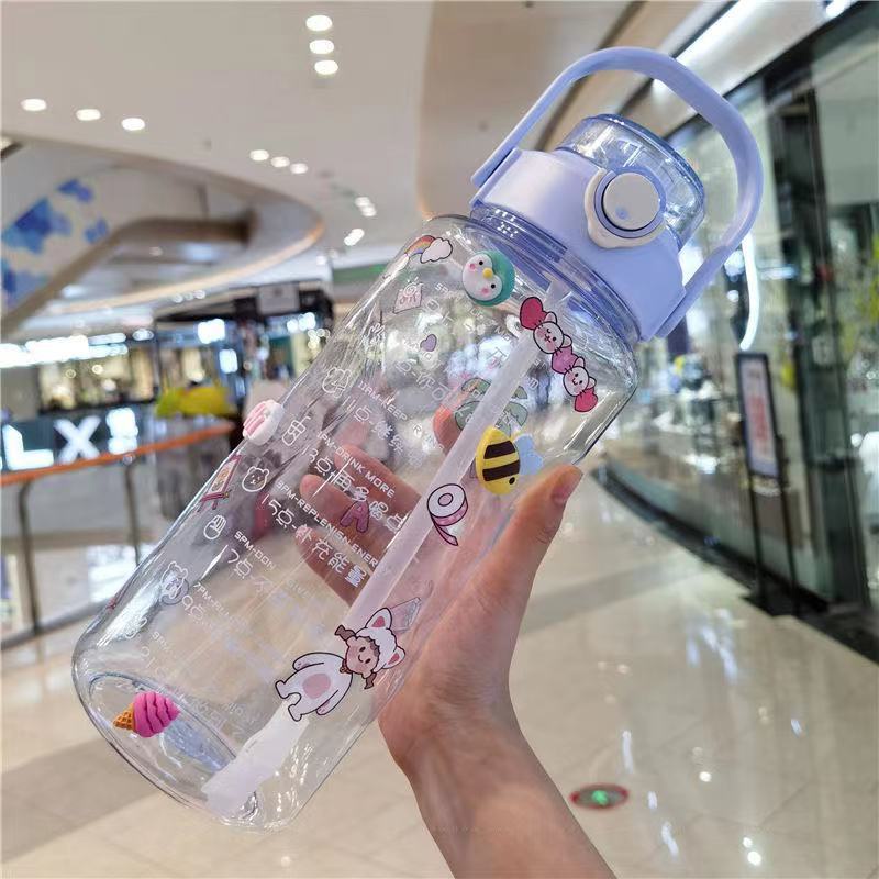 Bình nước MENGNI bằng nhựa dung tích lớn có ống hút chống rơi tiện dụng