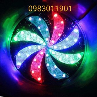 Đèn trang trí ô tô, đèn hậu, tam giác nháy bảy màu điện áp 12v và 24v