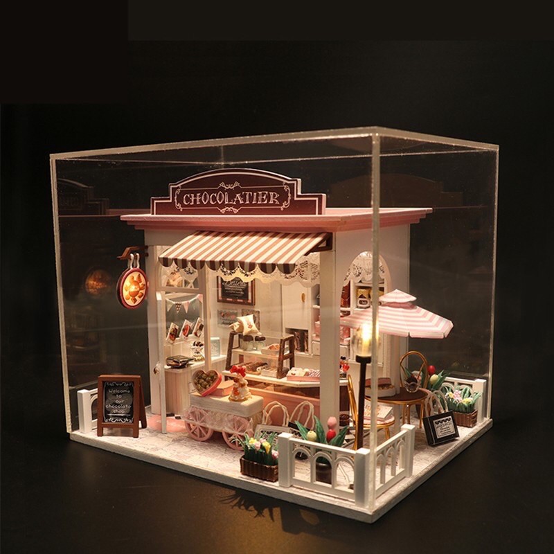 Mô hình nhà DIY Doll House Chocolatier Kèm Mica Chống bụi