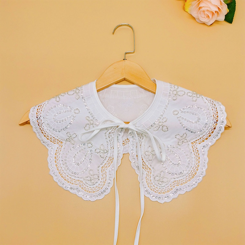 Cổ Áo Giả Khăn Choàng Trắng Đính Hạt Kim Sa Hình Bướm Thêu Hoa Lấp Lánh Cho Nữ