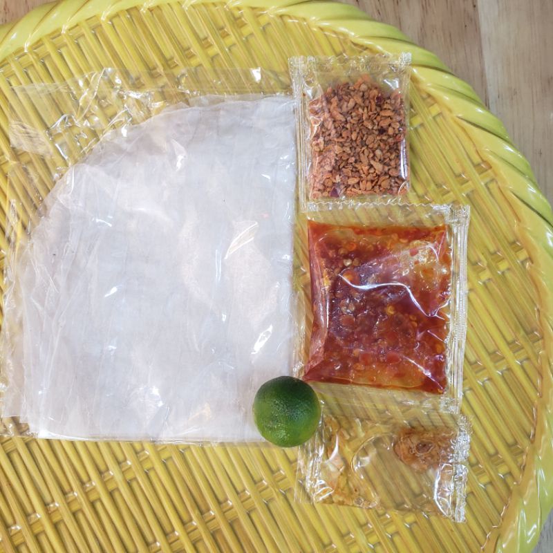 Bánh Tráng Dẻo Chấm Sốt Muối Ớt Rim Siêu Cay