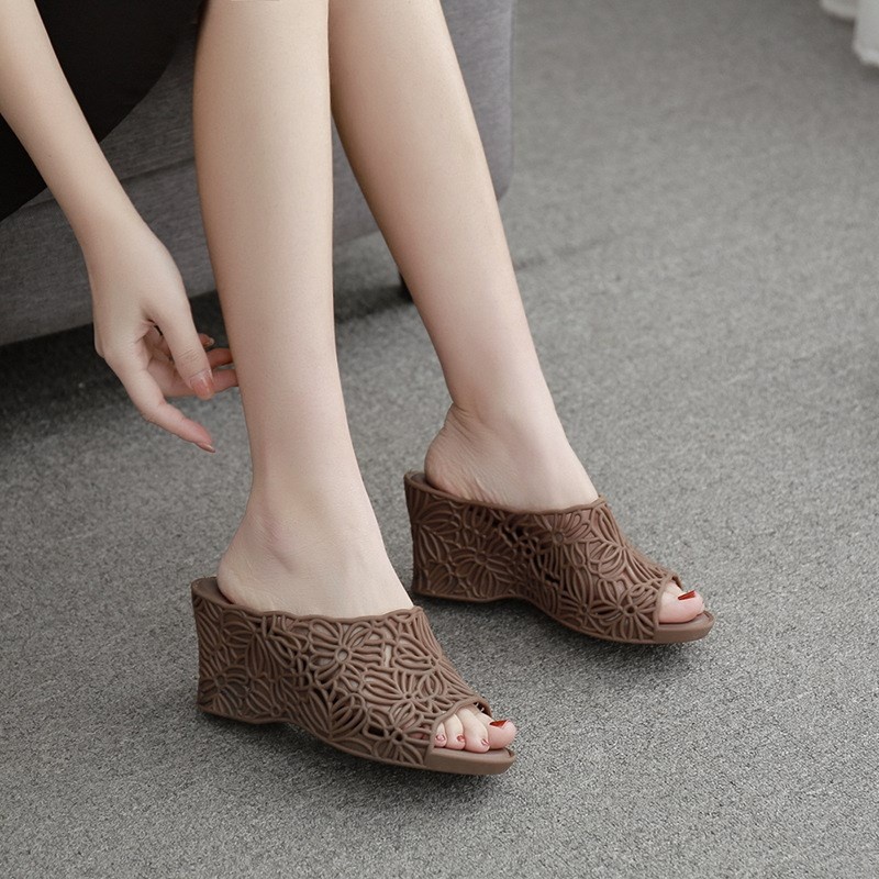 Dép nữ đế xuồng mủ thiết kế hoa văn đế dày mềm mại chống trượt LADYSHOES