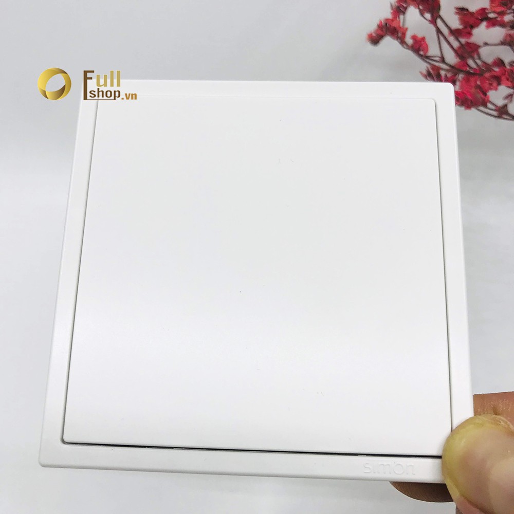 Bộ mặt che trơn vuông (bao gồm cả mặt và khung viền) Simon i7 701000-700610