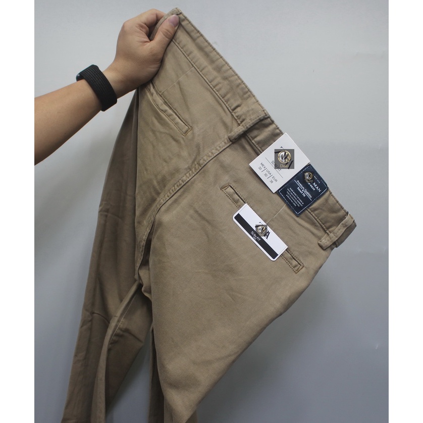 Quần Kaki Nam Cao Cấp Nâu nhạt, Dáng ôm nhẹ, Chất vải co giãn Thoải Mái, DOKI KC-24