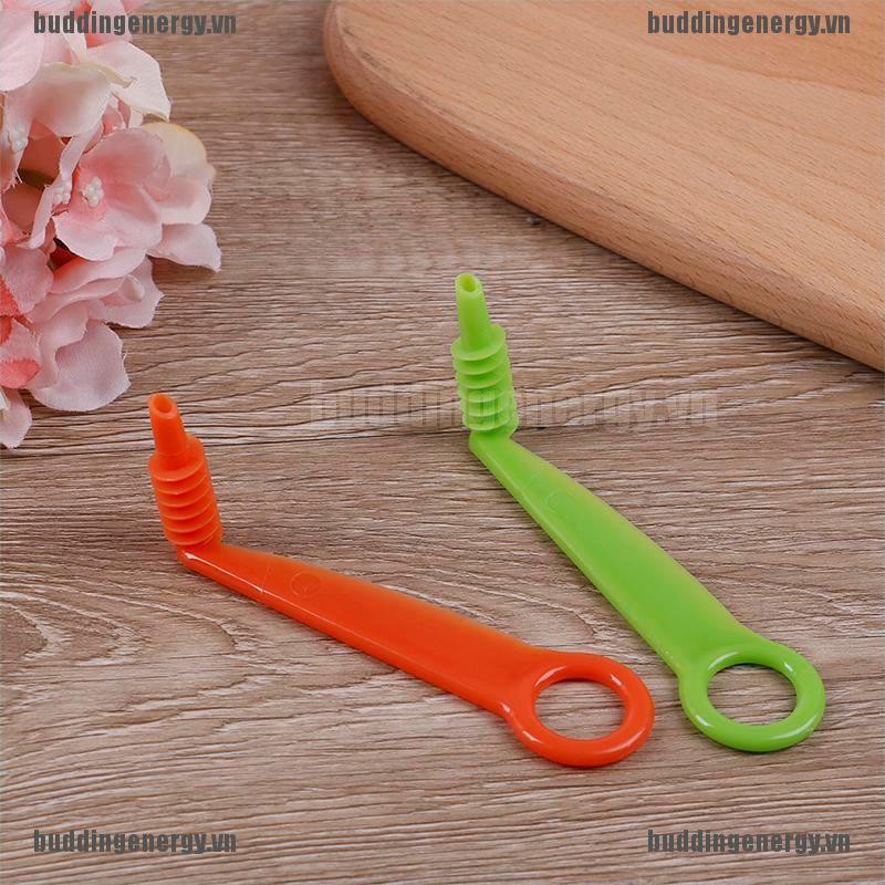1 Dụng Cụ Cắt Rau Củ Hình Xoắn Ốc Bằng Nhựa