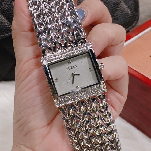 Đồng hồ nữ Guess dây thép không gỉ, viền đính đá, mặt trơn, thẻ bảo hành 12 tháng - Dongho.guess | BigBuy360 - bigbuy360.vn