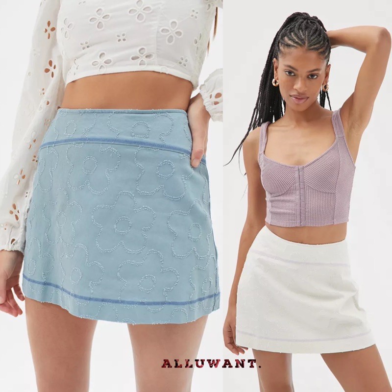 Chân váy kaki Sunny Distressed DenimSkirt UO VNXK