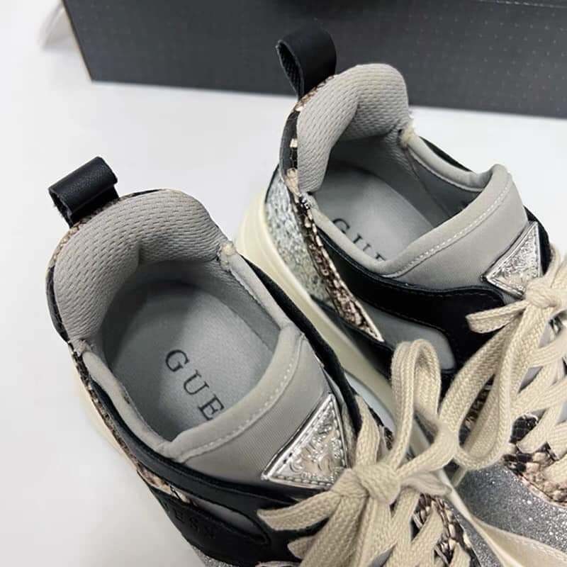 Giày Sneaker Guess đi casual