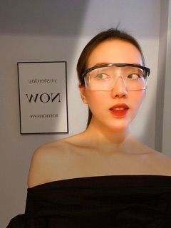 Mắt kính chống bụi hot trend 2020