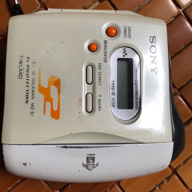 Máy nghe nhạc sony MD MZ-S1