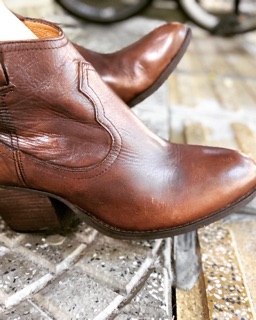 Giày bốt boho da loang hãng Steve MADDEN size 39