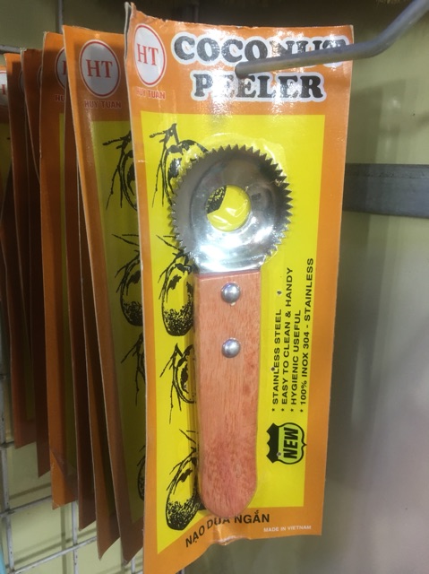 Dụng cụ nạo dừa