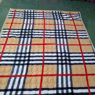 Thảm nhung trải giường m8