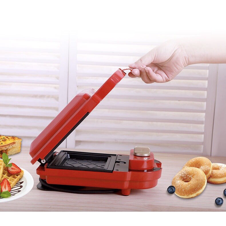 Máy nướng bánh mì Sandwich đa năng Bear DBCP06N2 siêu tiện lợi