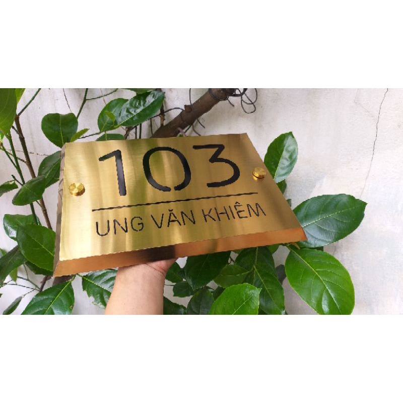 biển số nhà inox 304 vàng xước.