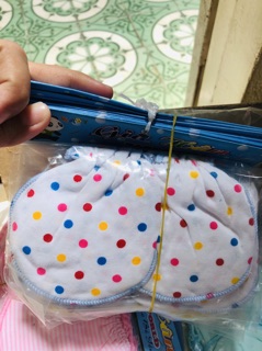 Bao tay chân cho trẻ sơ sinh