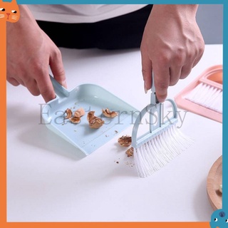 Bộ hai mảnh chổi nhỏ để bàn Mini gia dụng có sẵn kèm khăn lau bụi