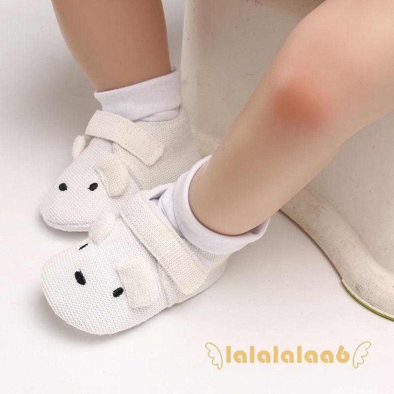 Đôi giày thiết kế kiểu dáng đáng yêu chất liệu cotton có 3 màu tùy chọn xinh xắn cho bé