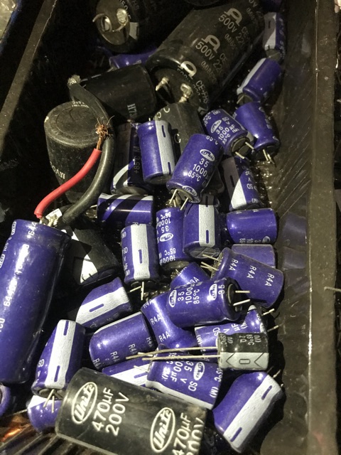 Tụ hóa 35V 1000uF