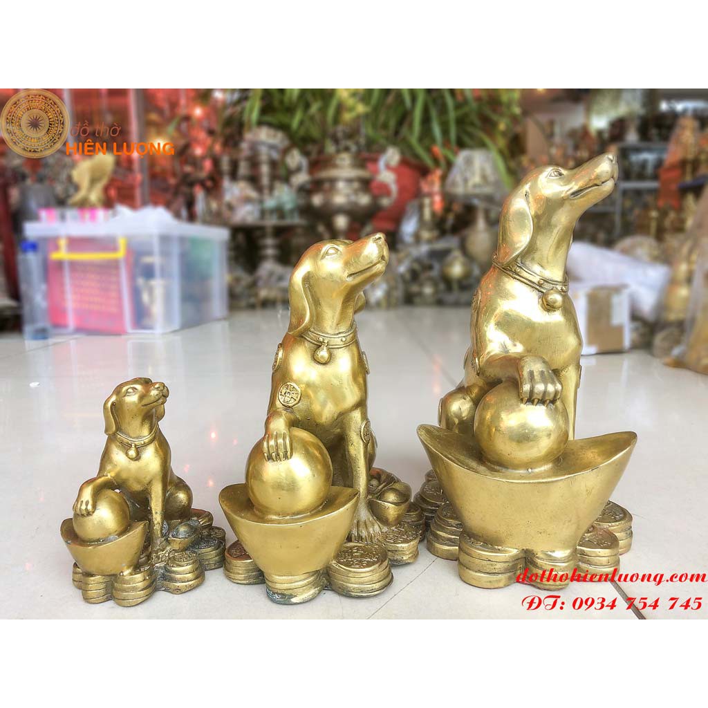 Tượng Chó Ngồi Bệ Vàng Phong Thủy – Linh Vật May Mắn Và Giữ Nhà