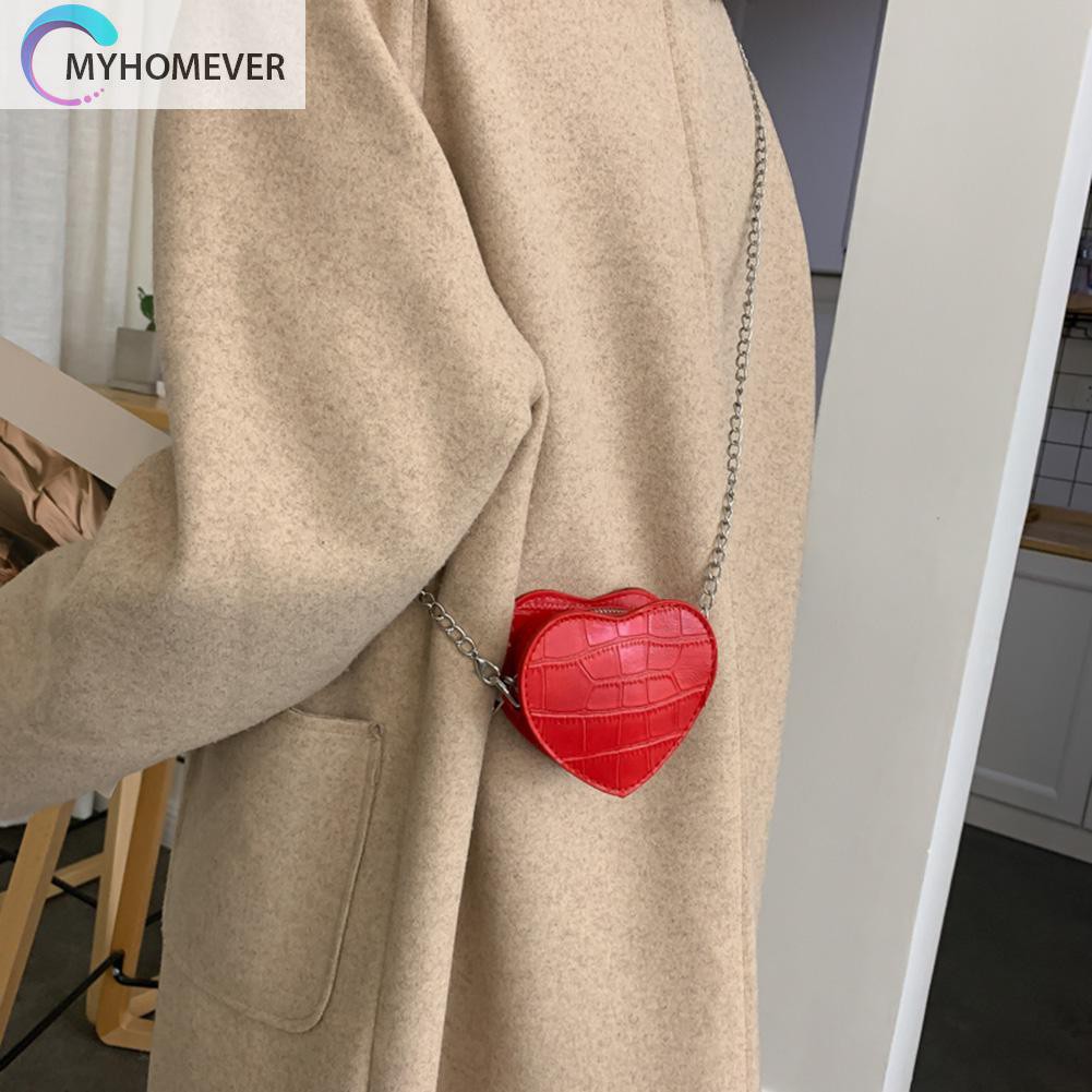 Túi Đeo Chéo Hình Trái Tim Chất Liệu Da Cho Nữ