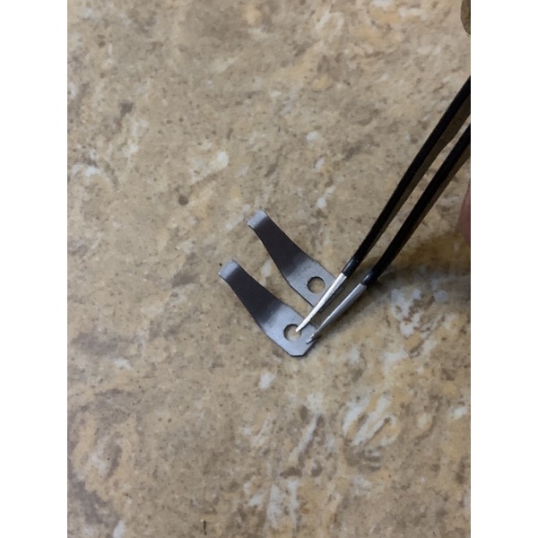Lưỡi gà chặt góc /lưỡi gà vuông zippo